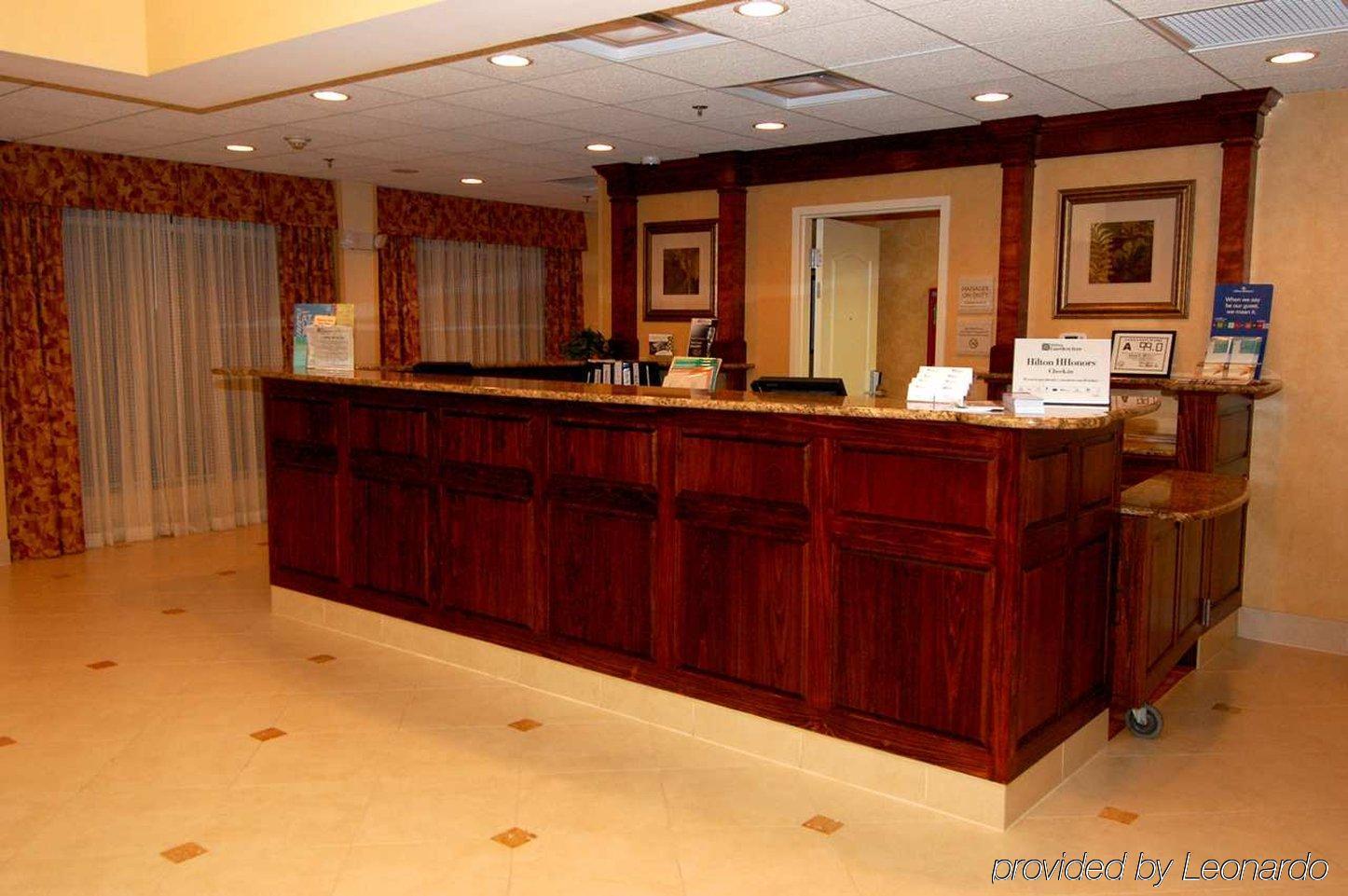 Hilton Garden Inn Raleigh Capital Blvd I-540 Beltér fotó