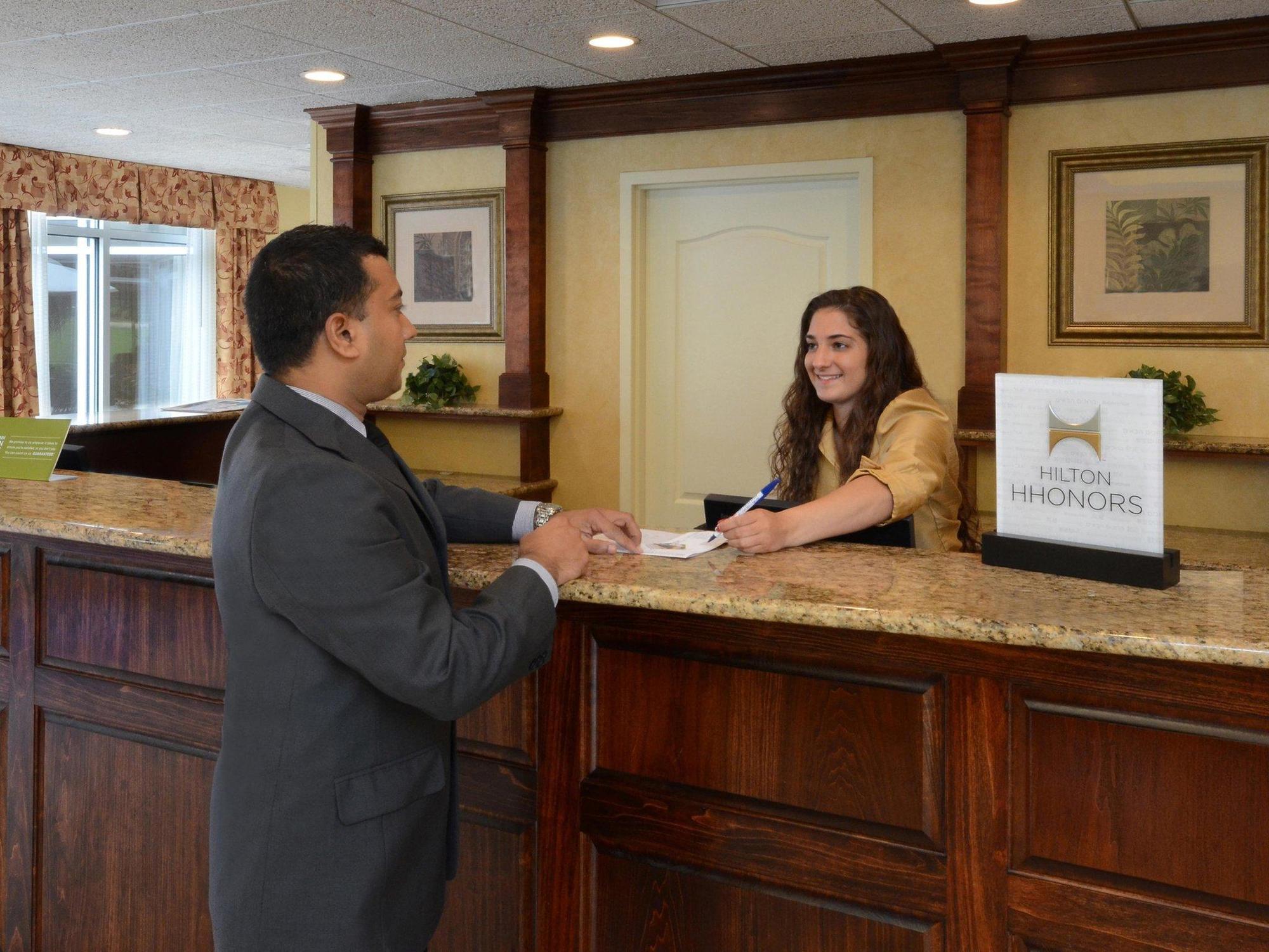 Hilton Garden Inn Raleigh Capital Blvd I-540 Kültér fotó